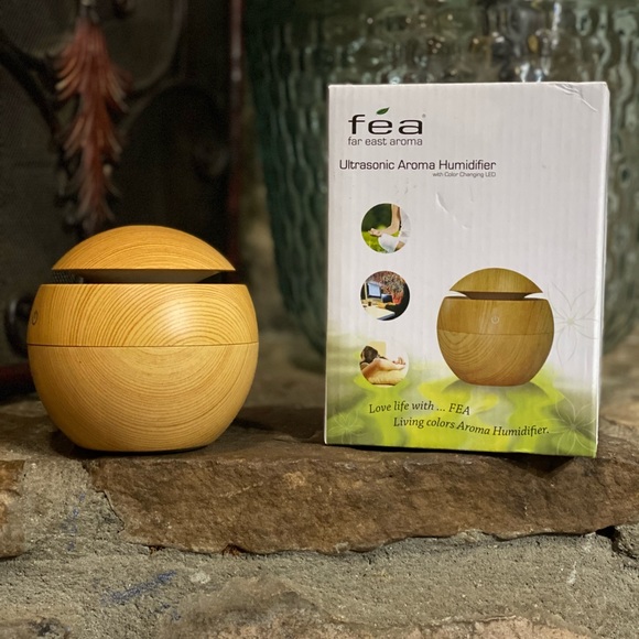 Ultrasonic Aroma Humidifier-Portable-essential oil diffuser - Picture 1 of 6
